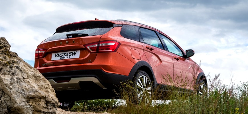 Lada chce rozšíriť výrobný program a vyvíja nový crossover. Použije techniku modelu Vesta