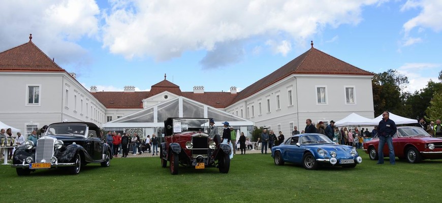 Umenie a elegancia je stretnutie veteránistov v kaštieli v Tomášove