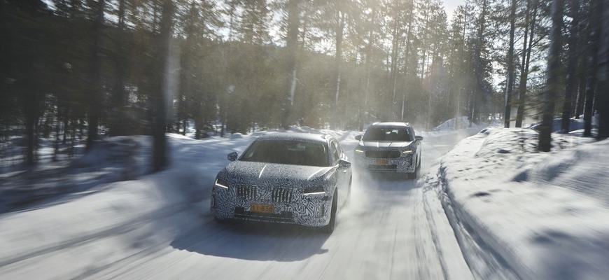 Nová Škoda Superb a Kodiaq sú po náročných testoch pripravené na svetovú premiéru