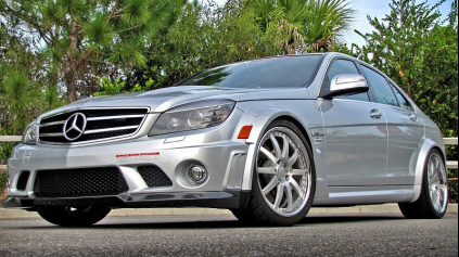 RENNTECH POSTAVIL MERCEDES C74