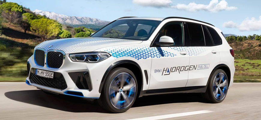 Šéf BMW je presvedčený, že vodíkové autá budú po elektromobiloch novým trendom