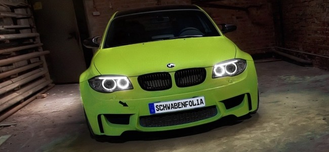 BMW 1M vždy pohladí oči. O to viac, keď je špeciálne...