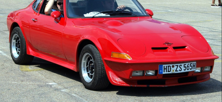 Opel GT ožíva. Dostane pohon správnej nápravy?