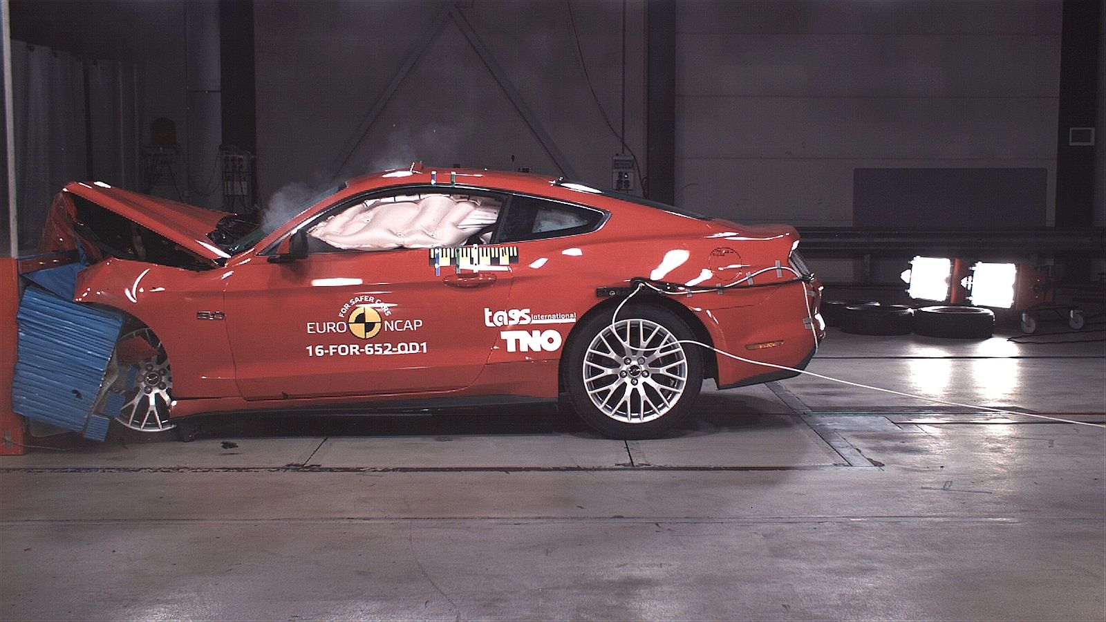 Ford Mustang v testoch EuroNCAP