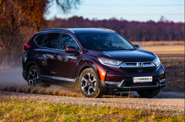 TEST HONDA CR-V 1.5 VTEC TURBO AWD: LEGISLATÍVE PO SRSTI