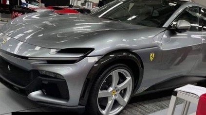 FERRARI NEUSTRÁŽILO SVOJE NAJVÄČŠIE TAJOMSTVO. MÁME PRVÉ FOTOGRAFIE SUV PUROSANGUE