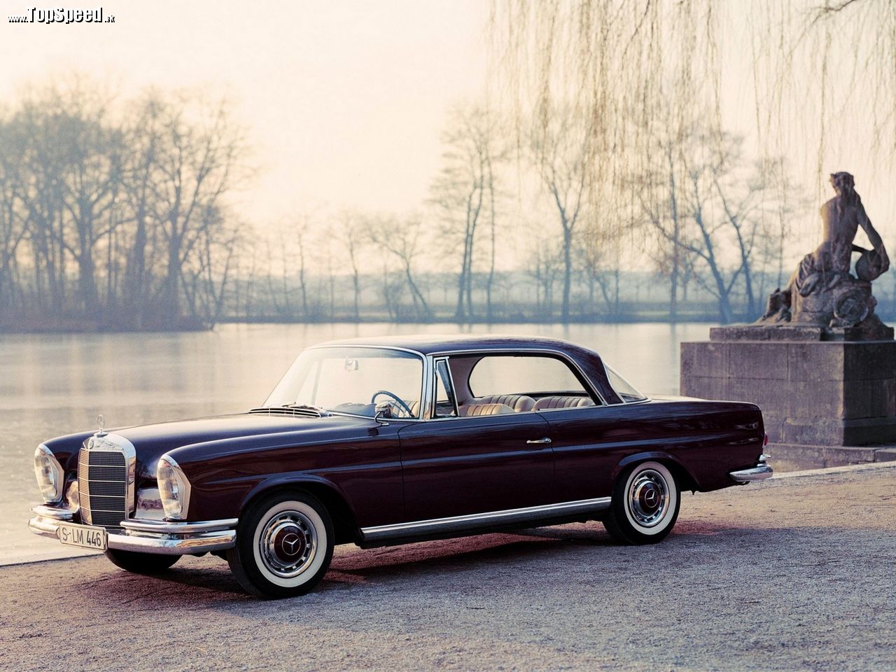 Mercedes Benz 220 SE