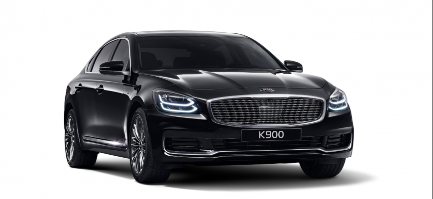 Kia K900 ukázala exteriér aj povedomý interiér