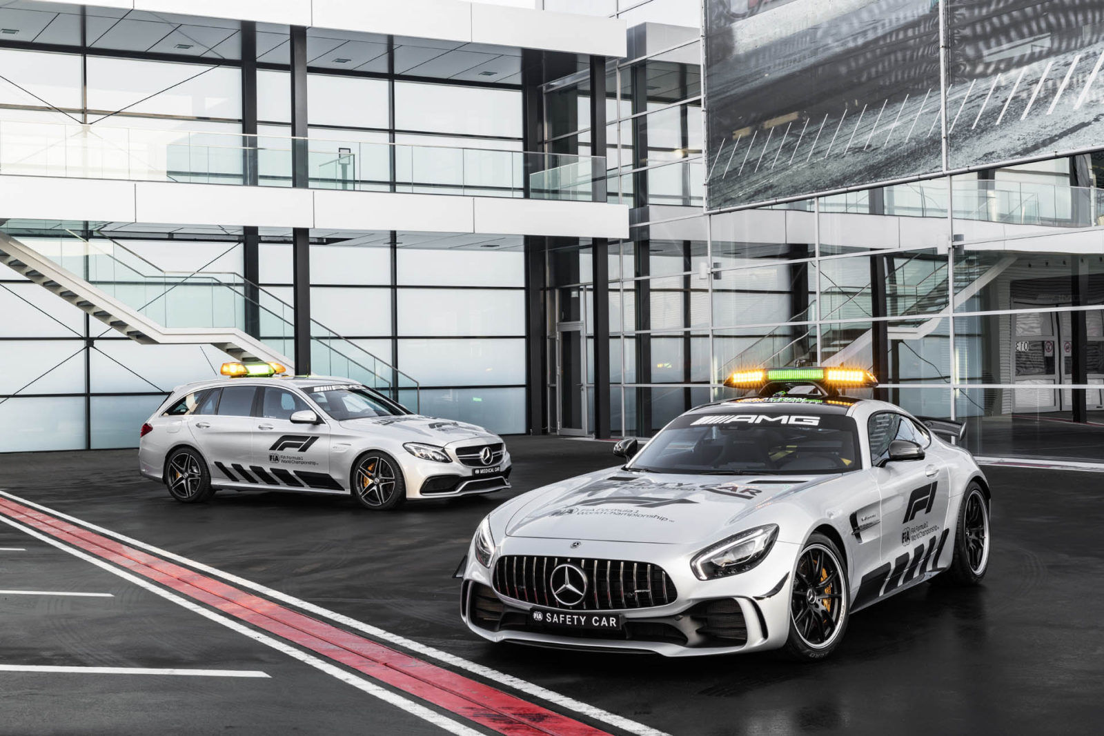 Mercedes AMG GT R je najsilnejší safety car Formuly 1