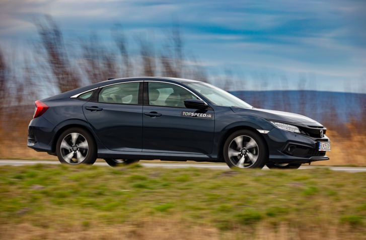 TEST HONDA CIVIC 1.5 VTEC TURBO CVT: PODĽA STARÝCH PORIADKOV