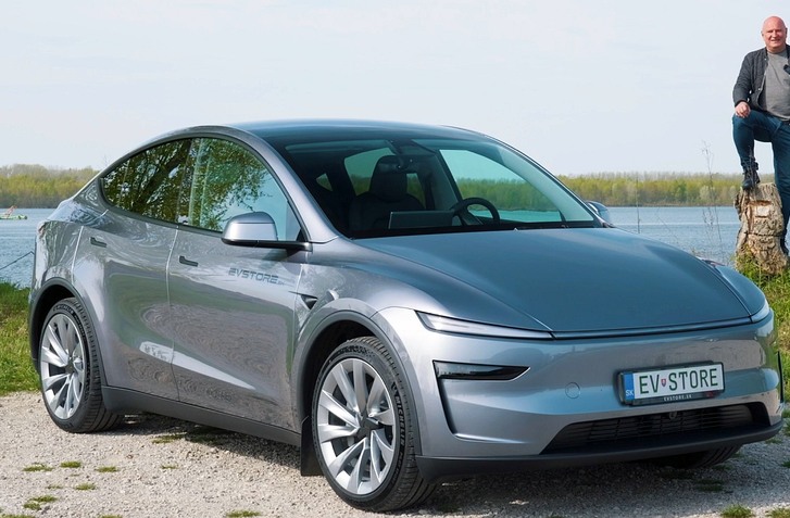 TEST TESLA MODEL Y JUNIPER - BUDE KONKURENCII STAČIŤ?