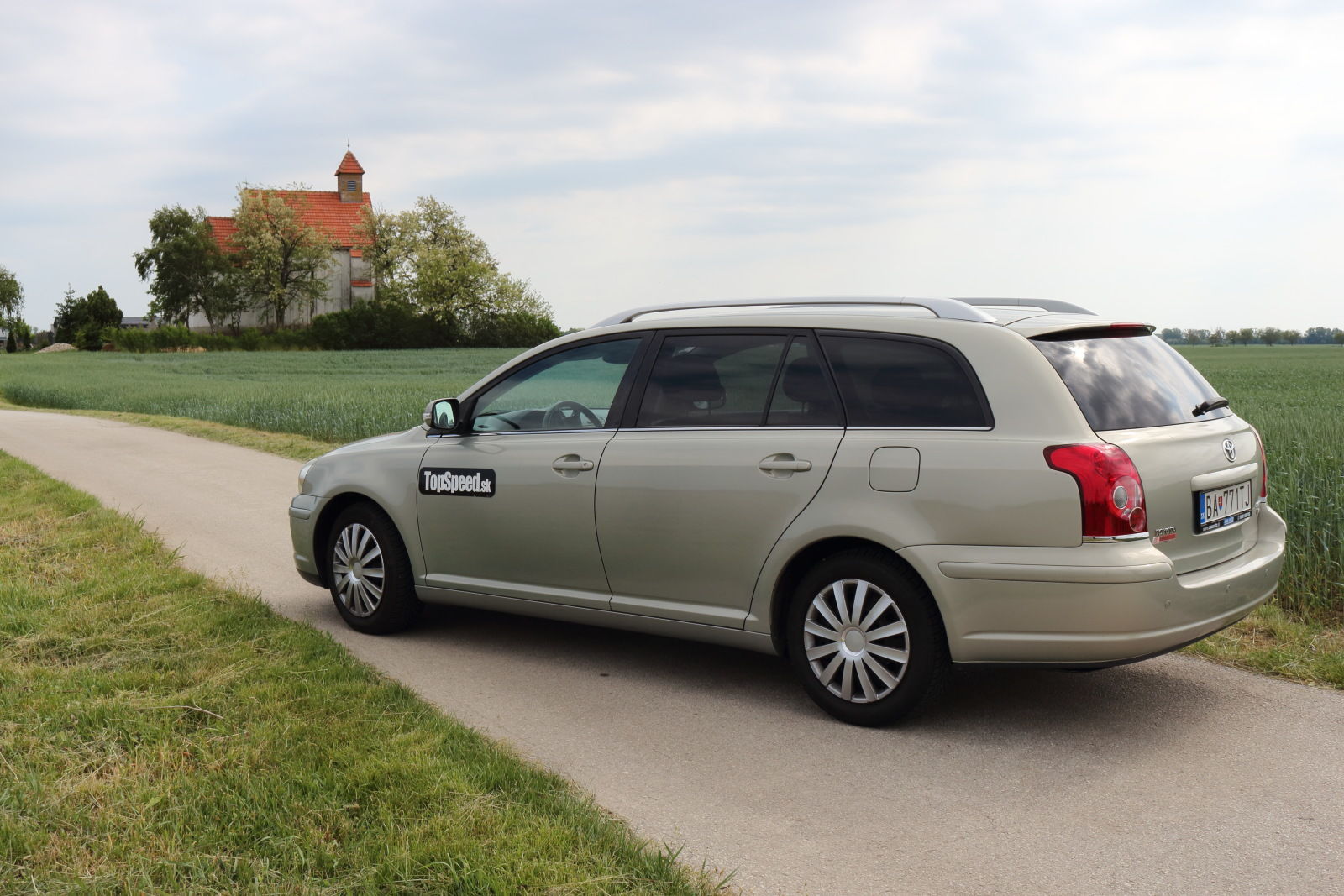 Test jazdenky Toyota Avensis