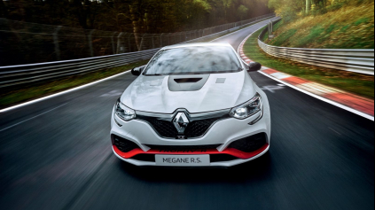 RENAULT MEGANE R.S. TROPHY-R JE NAJRÝCHLEJŠIA PREDOKOLKA NÜRBURGRINGU