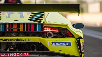 UŽ ČOSKORO NA SLOVAKIARINGU GT3 A ŤAHAČE