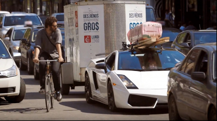 VAŠE LAMBORGHINI GALLARDO UŽ NEPÚTA POZORNOSŤ? PRIPOJTE ZAŇHO VOZÍK!