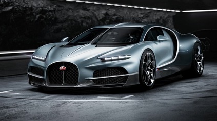 BUGATTI TOURBILLON MÁ ZA VOLANTOM CHRONOGRAF, 8,3-LITROVÚ ATMOSFÉRICKÚ V16 A 3 ELEKTROMOTORY