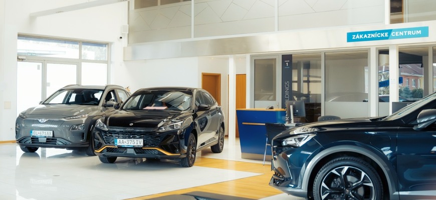 Nové autocentrum AAA AUTO Dunajska Streda má až 160 áut