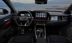Audi Q3 dostane s novým modelovým rokom aj tretí displej pred spolujazdcom