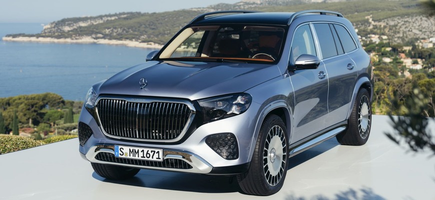 Mercedes-Maybach GLS dostal ďalší facelift. Má novú V8 a luxus privádza do absurdných detailov