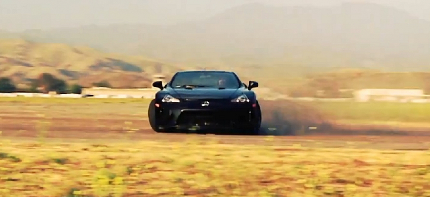 VIDEO: Lexus LFA driftovacie blbnutie