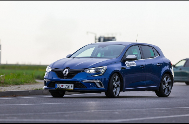 TEST RENAULT MÉGANE GT 4. GEN