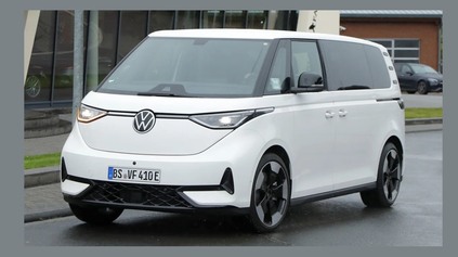 VOLKSWAGEN TESTUJE PROTOTYP VRCHOLNÉHO MODELU ID.BUZZ GTX, MAL BY MAŤ AŽ 340 KONÍ