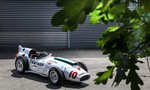 Maserati jazdilo 350 už v roku 1958. Na aute pritom vozilo obrovskú reklamu na zmrzlinu