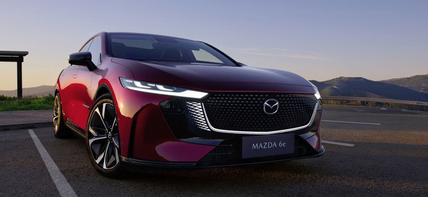 Práve odhalená modernizovaná Mazda 6e konečne odstránila doterajšiu veľkú slabinu