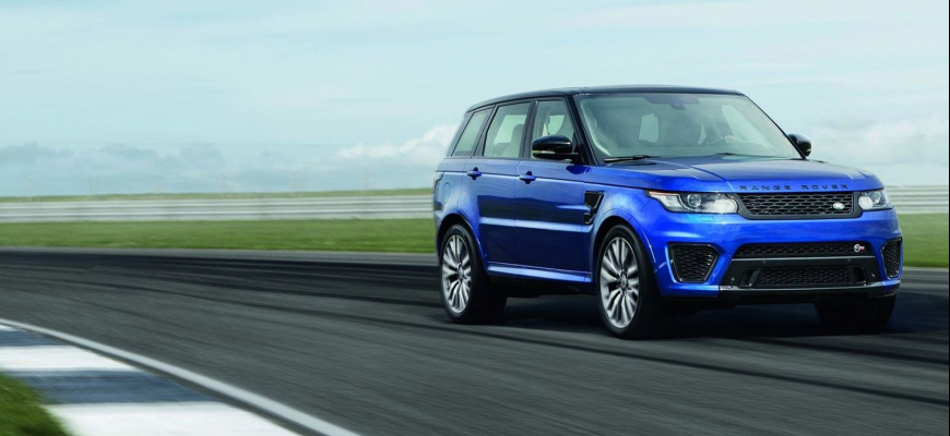 Range Rover Sport SVR vám vyrazí dych na okruhu a stále dokáže prebrodiť rieku