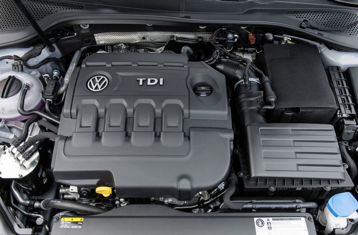 VW ROBÍ NEUVERITEĽNÝ OBRAT. DIESEL UŽ NIE JE ZLO, ALE ALTERNATÍVA K ELEKTROMOBILOM