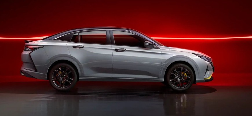 Dongfeng Shine je aktuálne dostupný vo vianočnom výpredaji za neuveriteľné ceny