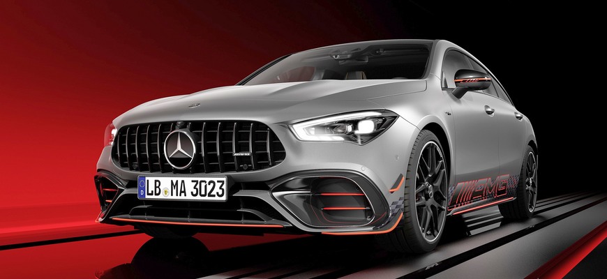 Mercedes CLA má za sebou facelift, ktorý prináša elektrifikáciu všetkých benzínových verzií