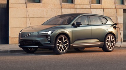 NOVÉ VOLVO EX60 UŽ MÁ SLOVENSKÉ CENY. V POROVNANÍ S EX90 JE VÝRAZNE LACNEJŠIE