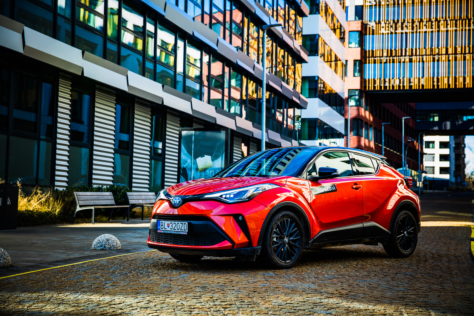 Test Toyota CHR 2020 Prečo je obľúbená? TopSpeed.sk