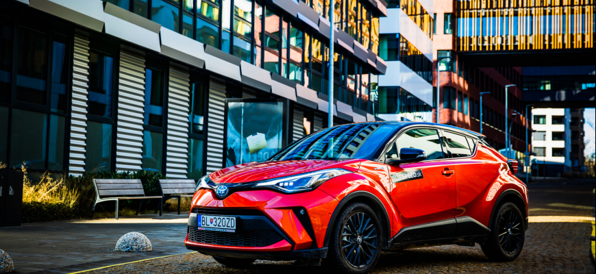 Test Toyota C-HR 2020: Prečo je obľúbená?