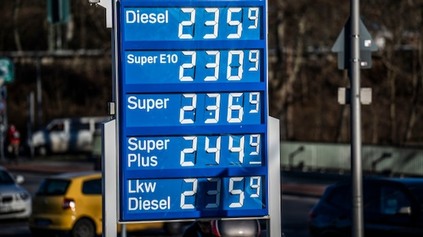 Pre vysoké ceny paliva každý tretí Nemec zvažuje prestať jazdiť autom
