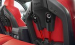 Toyota začala do novinky montovať nevídané sedadlá. Vyzerajú ako z vesmírnej lode