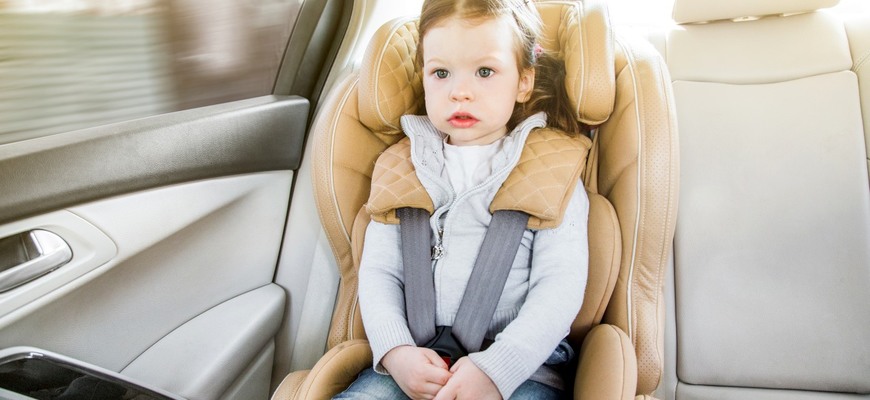 Všetci rodičia chcú autá s isofixom, no o detských sedačkách vedia pramálo