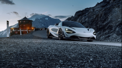 NOVITEC MCLAREN 720S MÁ 806 KONÍ A HROMADU KARBÓNU