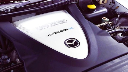Oživí Mazda rotačný motor a bude na vodík? Jej posledný krok tejto teórii sčasti nahráva