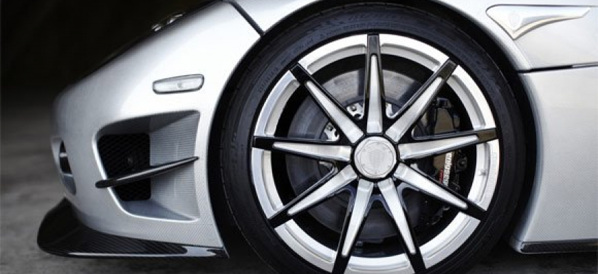 Koenigsegg Trevita: karbónovo-diamantový supercar