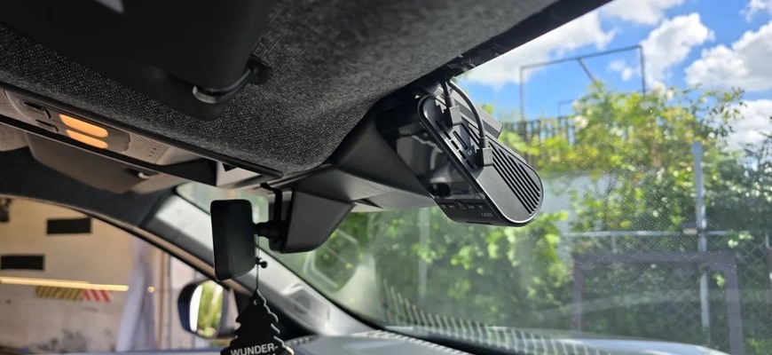 Autokamera nemusí nehodu ani vidieť. Znalci dokážu zo zvuku zistiť rýchlosť auta