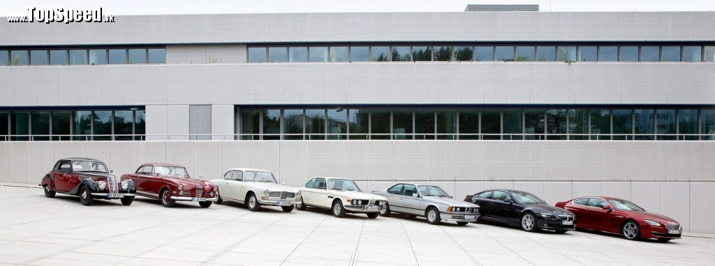 Ak by sa chcel niekto hádať, koľko že bolo tých generací kupé od BMW, tu ich má všetky pokope...