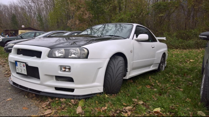 JE MOŽNÉ NA SLOVENSKU PRIHLÁSIŤ SKYLINE R34?