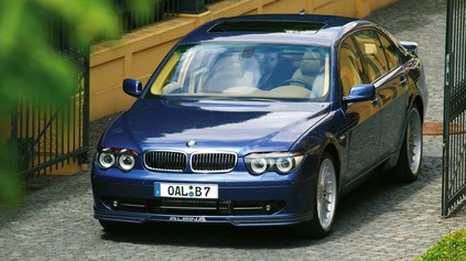 ALPINA B7 PRED 20 ROKMI OHROMILA KOMPRESOROM, HRAVO ZATIENILA AJ BMW 760I S DVANÁSŤVALCOM