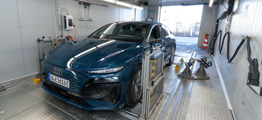 ADAC skúmal dojazd elektromobilov v zime na diaľnici. Rozdiel medzi WLTP a realitou je priepastný