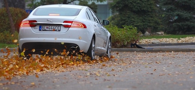 Test Jaguar XF i4 2,2 Diesel