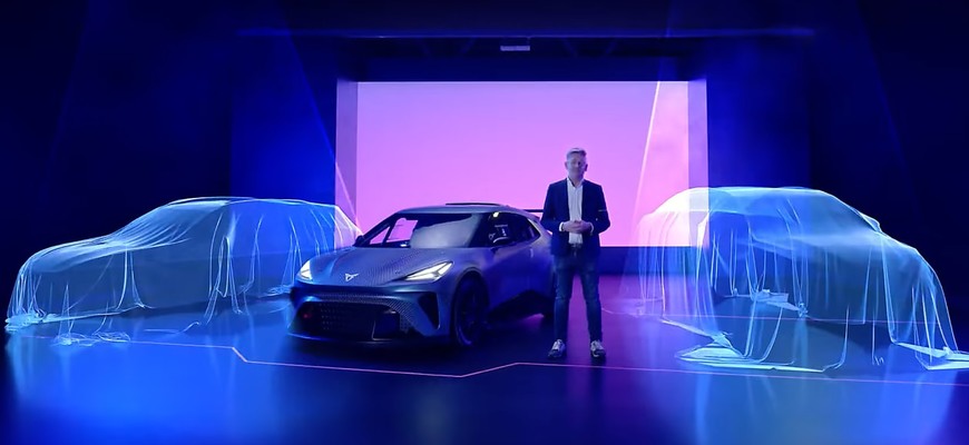 Cupra Tavascan príde na trh v roku 2024, nasledovať má menší hatchback