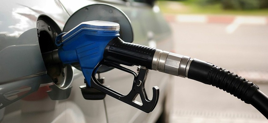 Polovica majiteľov elektromobilov má ako zálohu benzínové či naftové auto, ukázal prieskum