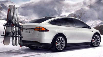 Tesla Model X má európske ceny, lacná nie je